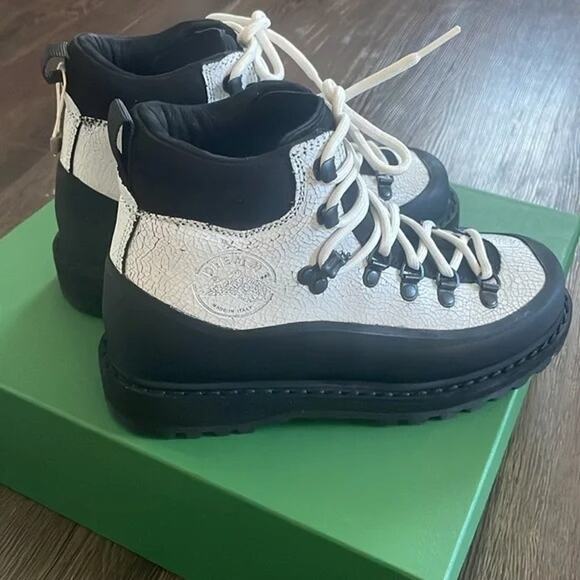 NIB Women’s Diemme Rocco’s vet boots Cracked White 36 / US 6 Utility Grunge Gorp - Picture 9 of 11